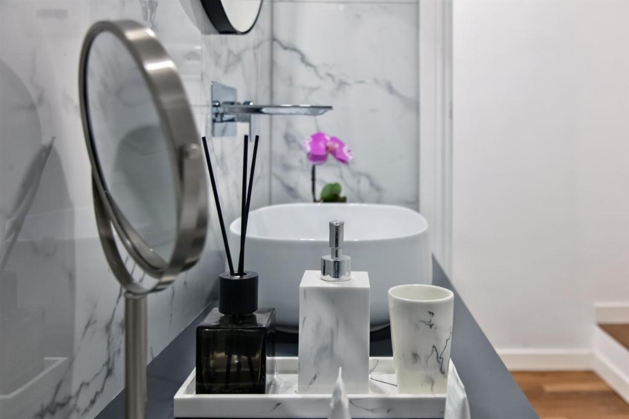 Fellini Design Suites Рим Экстерьер фото