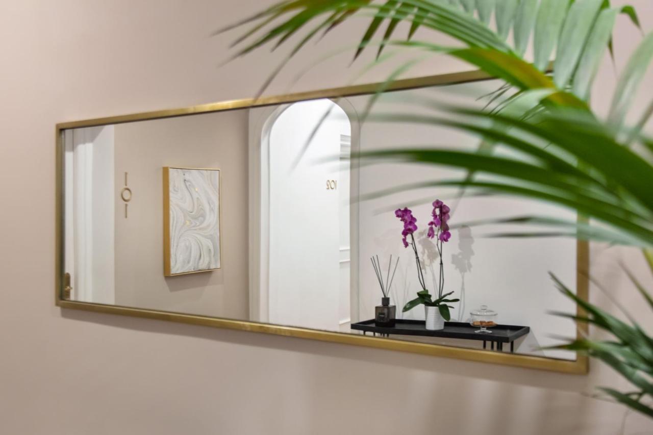 Fellini Design Suites Рим Экстерьер фото