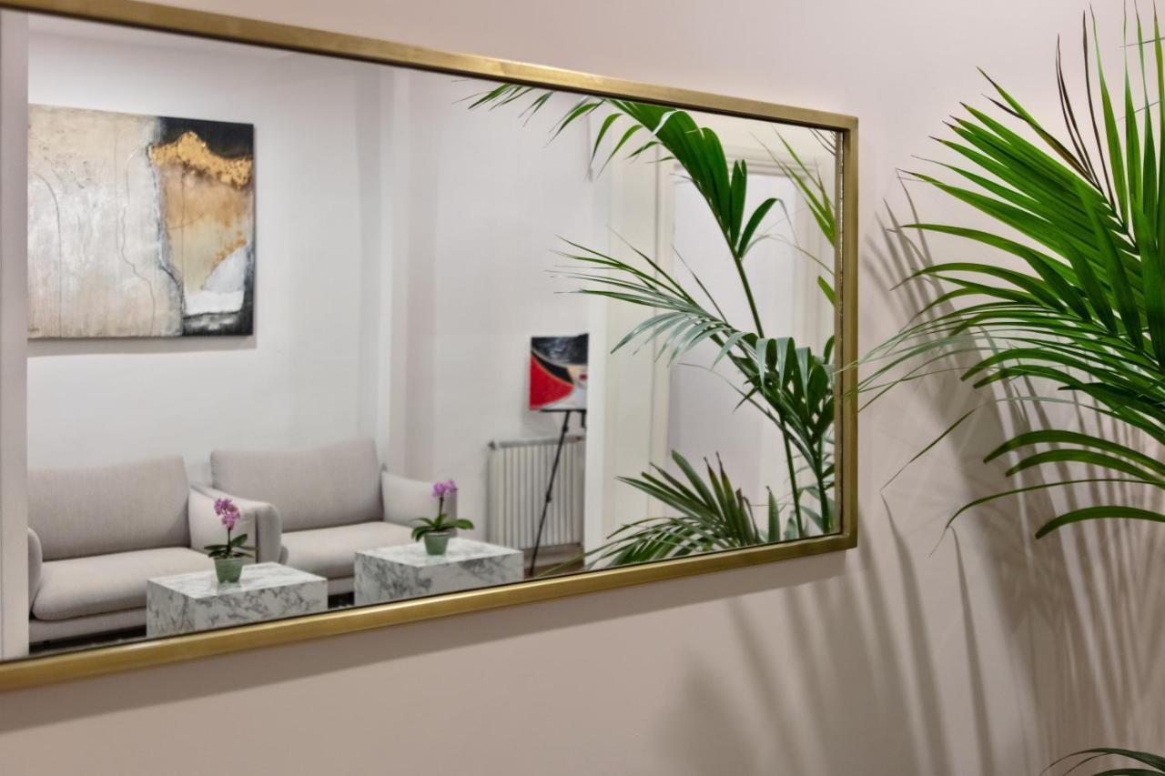 Fellini Design Suites Рим Экстерьер фото